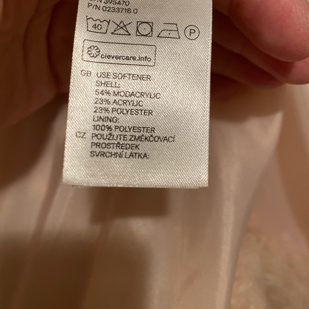 H&M fur jacket size L - Picture 4 of 4